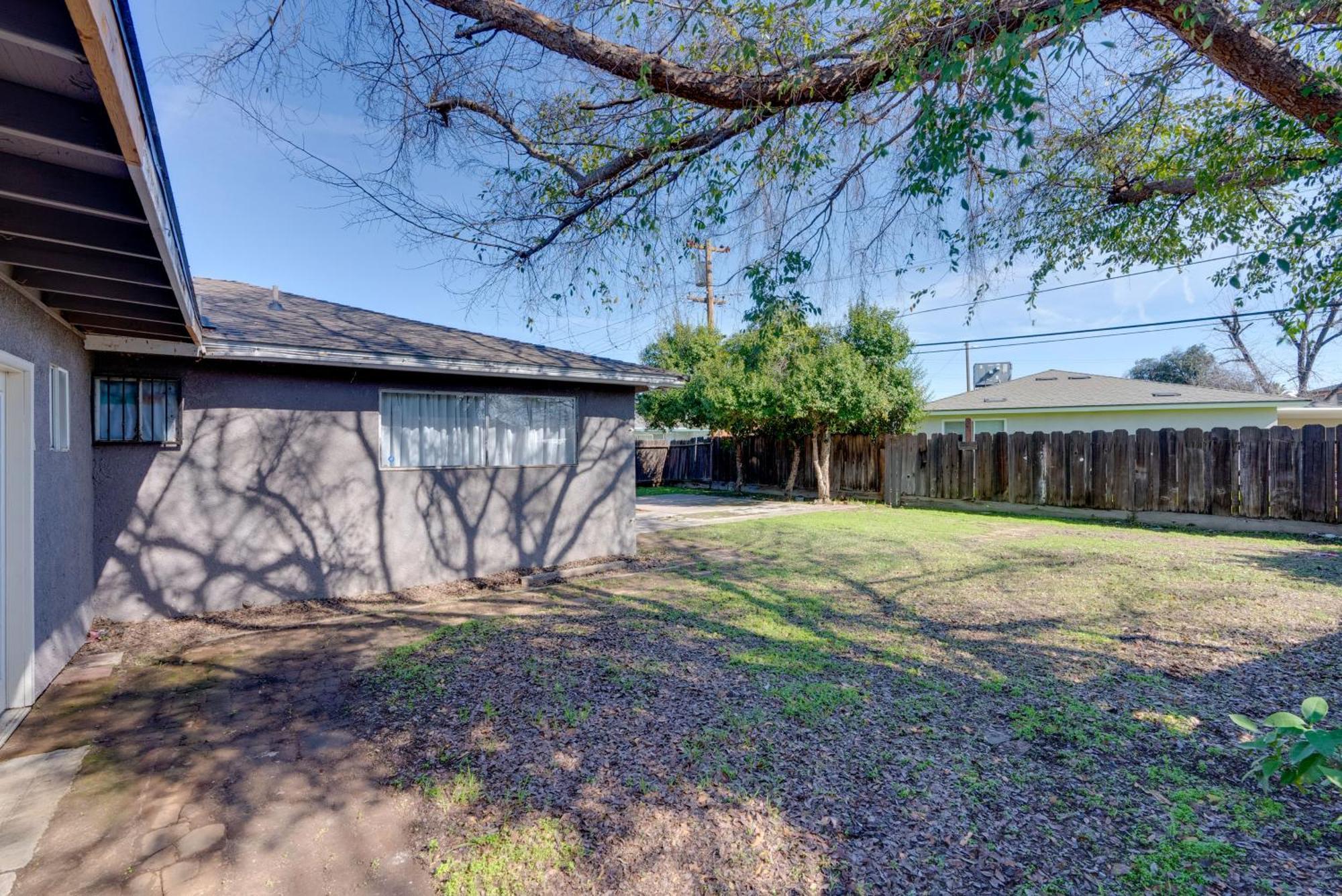 Breezy Fresno Home - Near Airport And Downtown المظهر الخارجي الصورة